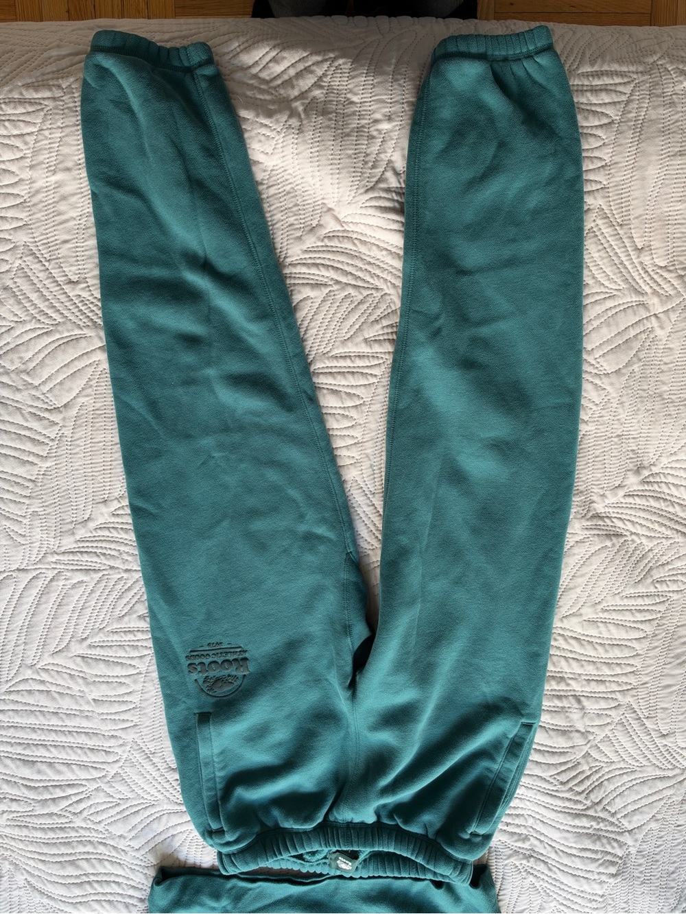 Roots Green Hoodie&jogger set